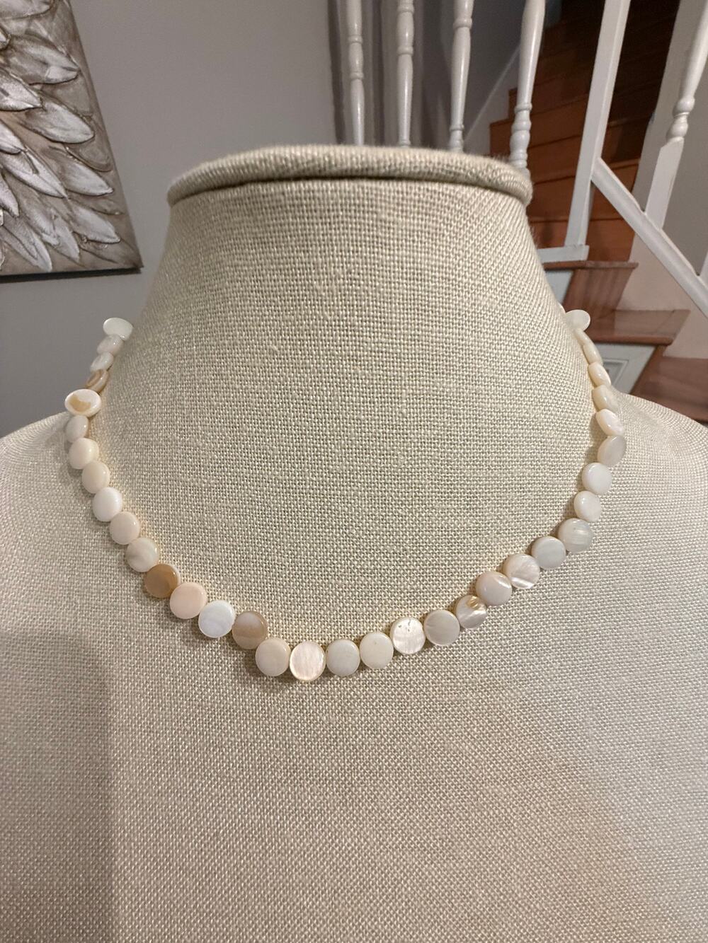 Vintage Mother of Pearl Bead Necklace 16” Gold Tone Clasp